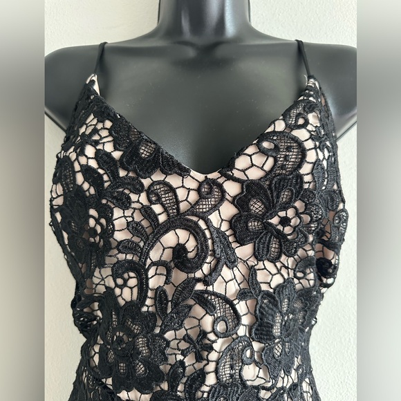Express Black Floral Lace Overlay Mini Dress – Size 8 – Nude Lining Date Night - Picture 5 of 9